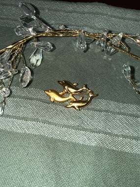 Vintage Three Dolphin Pin Brooch